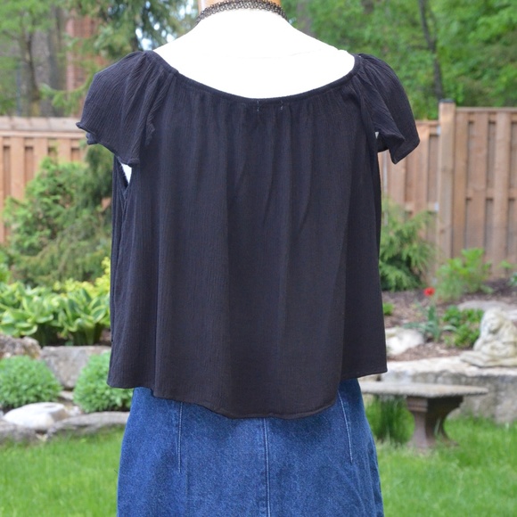 GARAGE CROP TOP - Picture 3 of 5